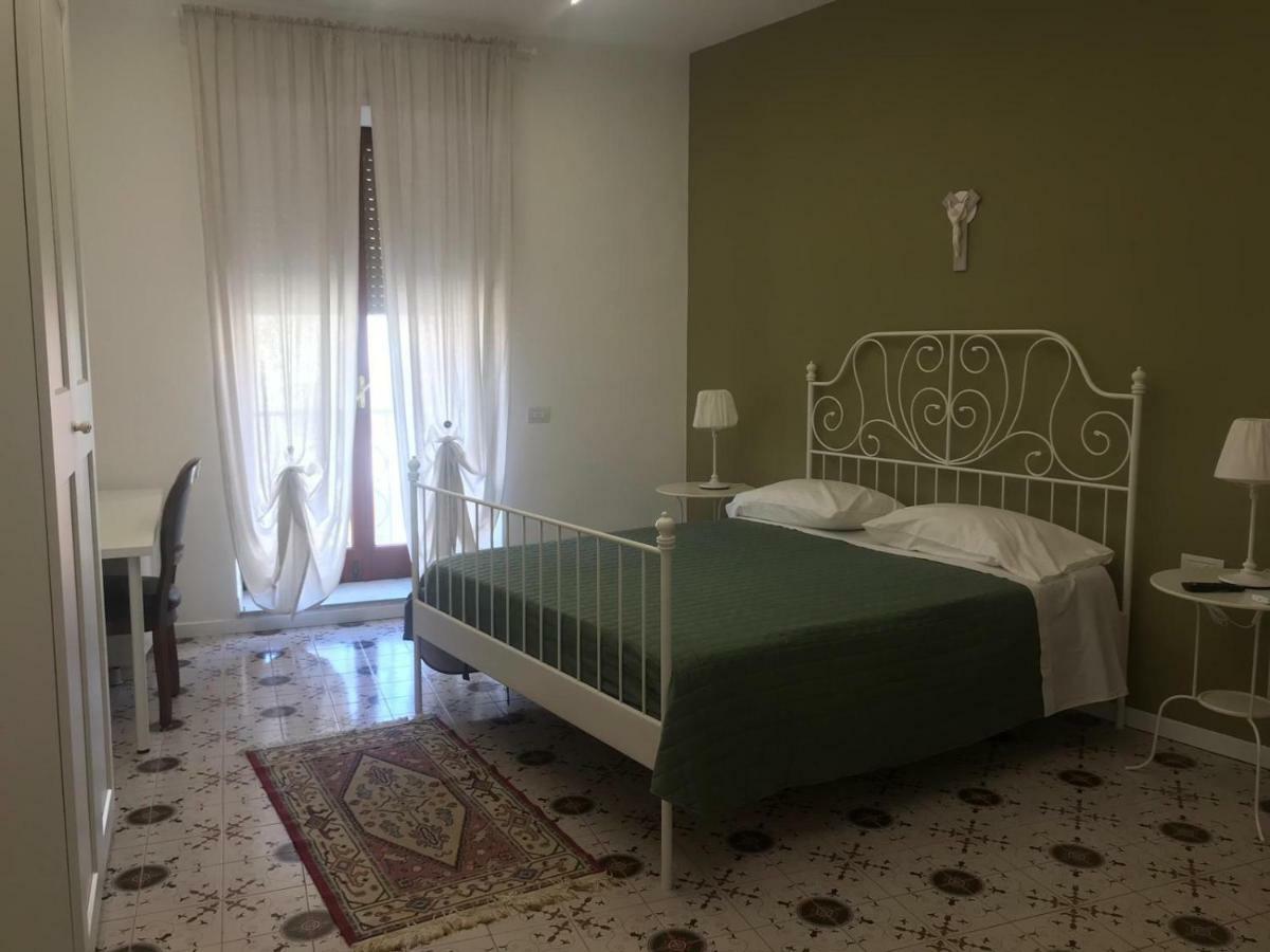 Maria Maddalena Holiday House Вико-Экуенсе Экстерьер фото