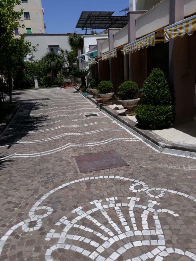 Maria Maddalena Holiday House Вико-Экуенсе Экстерьер фото